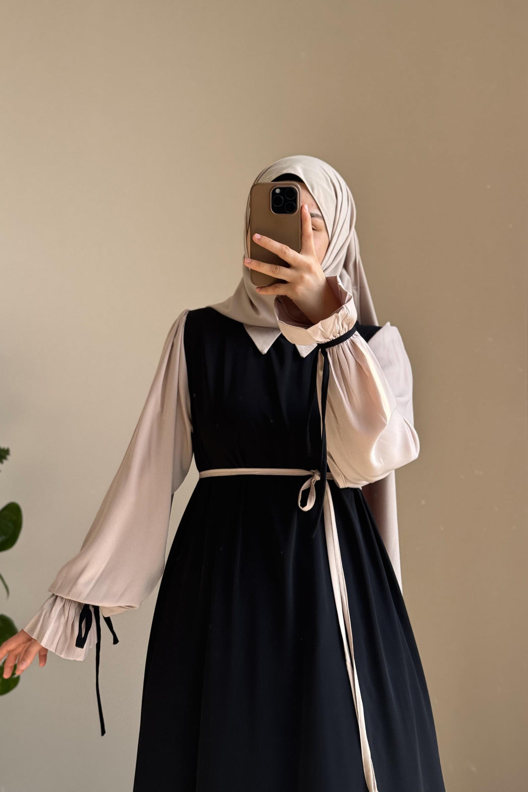 Collar Abaya with Belt & Stroller for Women | Wool Peach Abaya | Soft Fabric Modest Islamic Dress