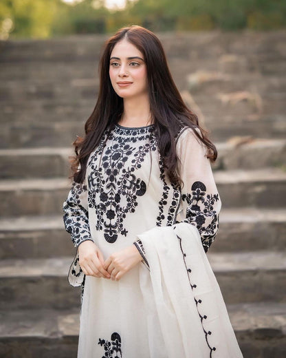 Heavy Embroidered Organza 3 Piece Suit | Frill Style Embroidered Dupatta with Trouser | Party Wear